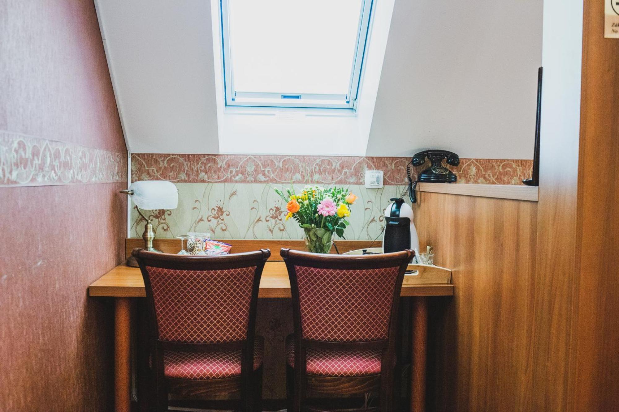 Hotel Lipa Бойнице Экстерьер фото
